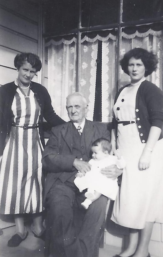 4 Generations of Burk Lyng